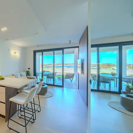 Solmare Appartement Nin